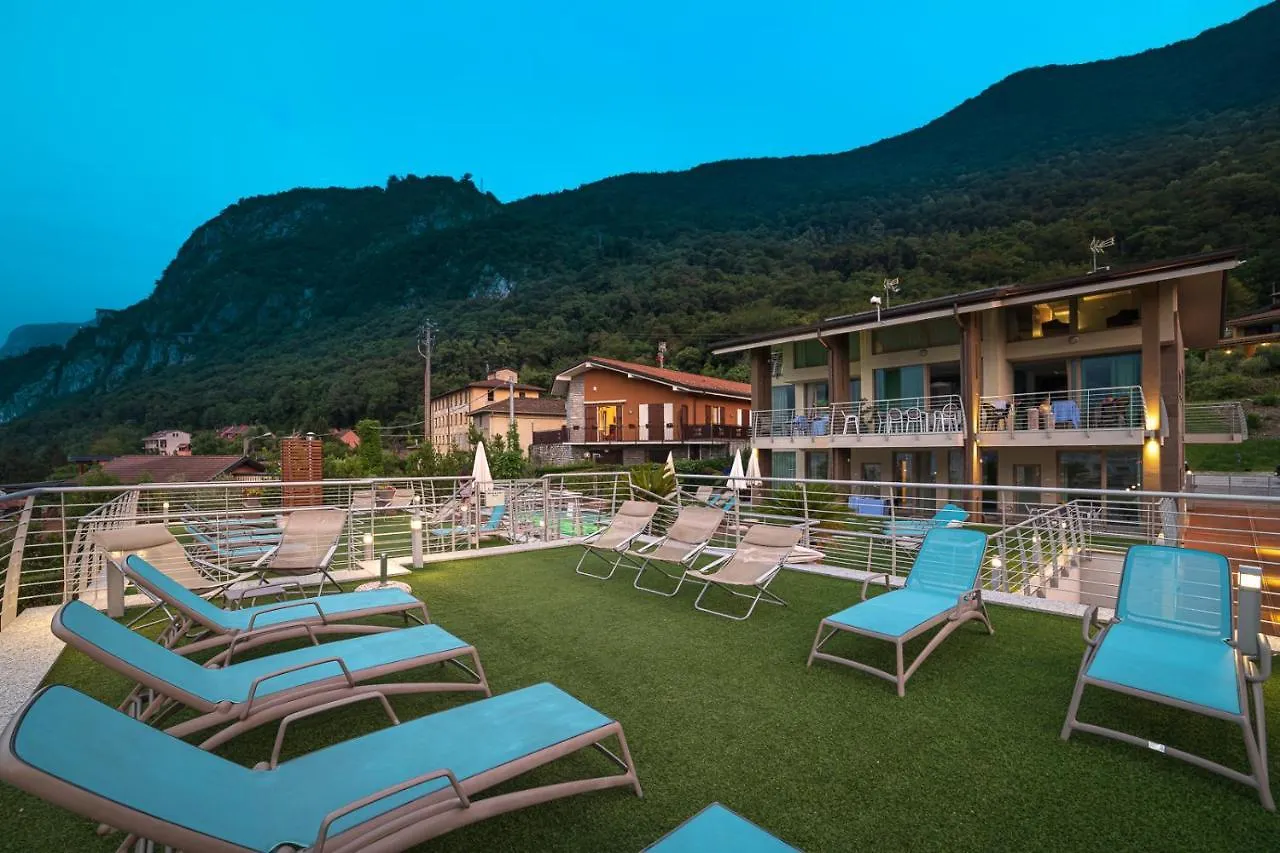 Bellagio Village- 4 Apartments By The Lake - Seasonal Warm Pool And Sauna 0*, Oliveto Lario