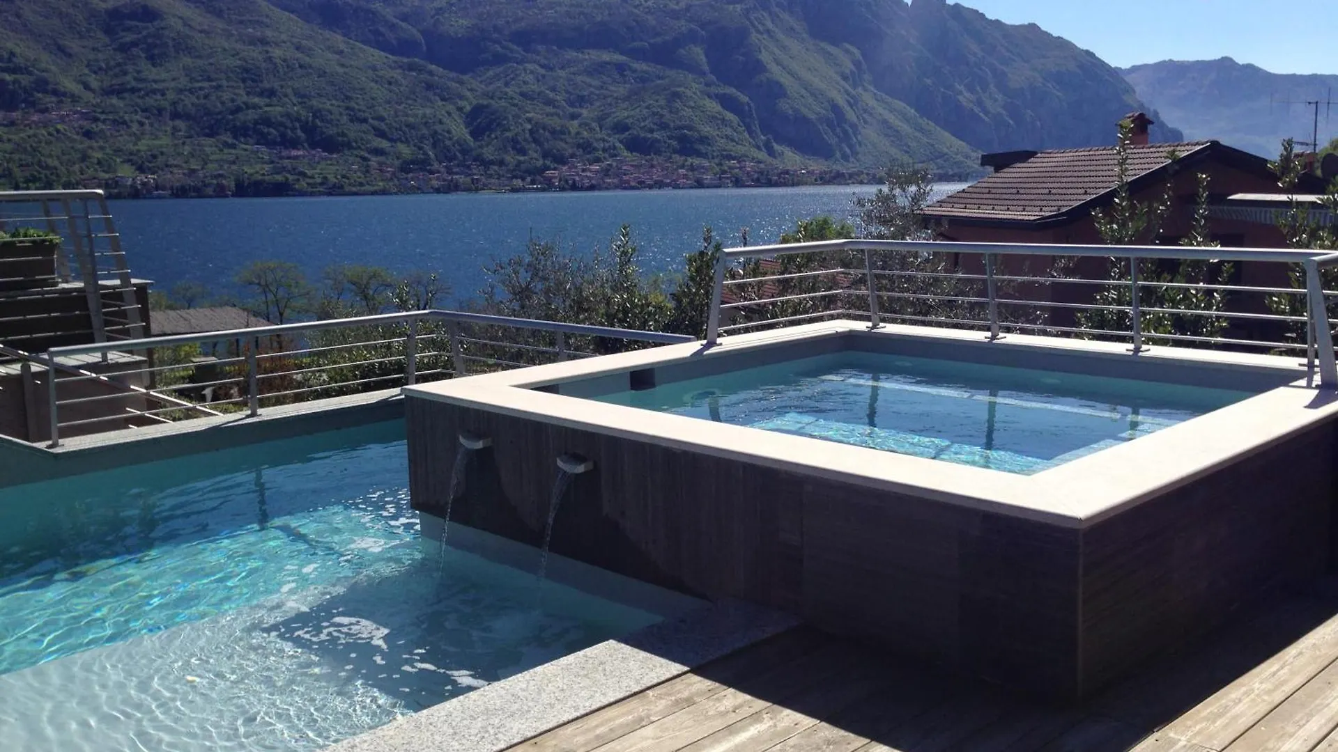 Aparthotel Bellagio Village- 4 Apartments By The Lake - Seasonal Warm Pool And Sauna Italy