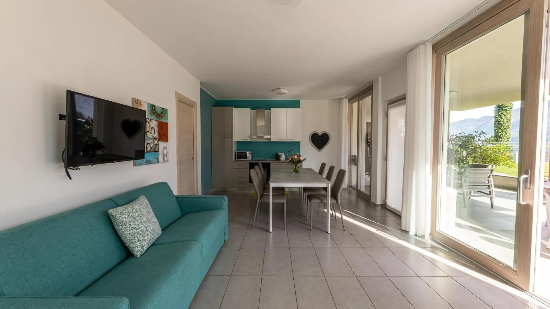 Bellagio Village- 4 Apartments By The Lake - Seasonal Warm Pool And Sauna 0*, Oliveto Lario